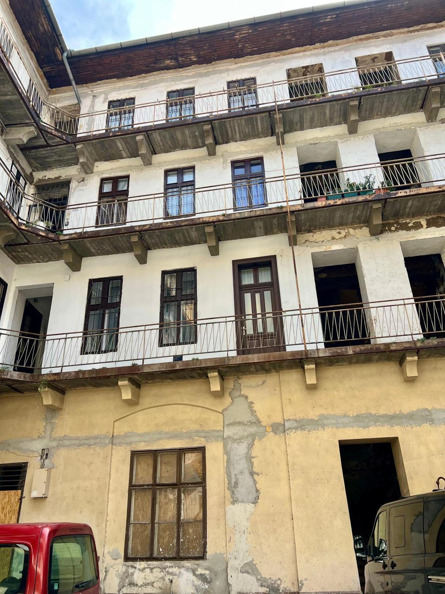 Gozsdu Court Bismarck Apartment Budapest Ngoại thất bức ảnh